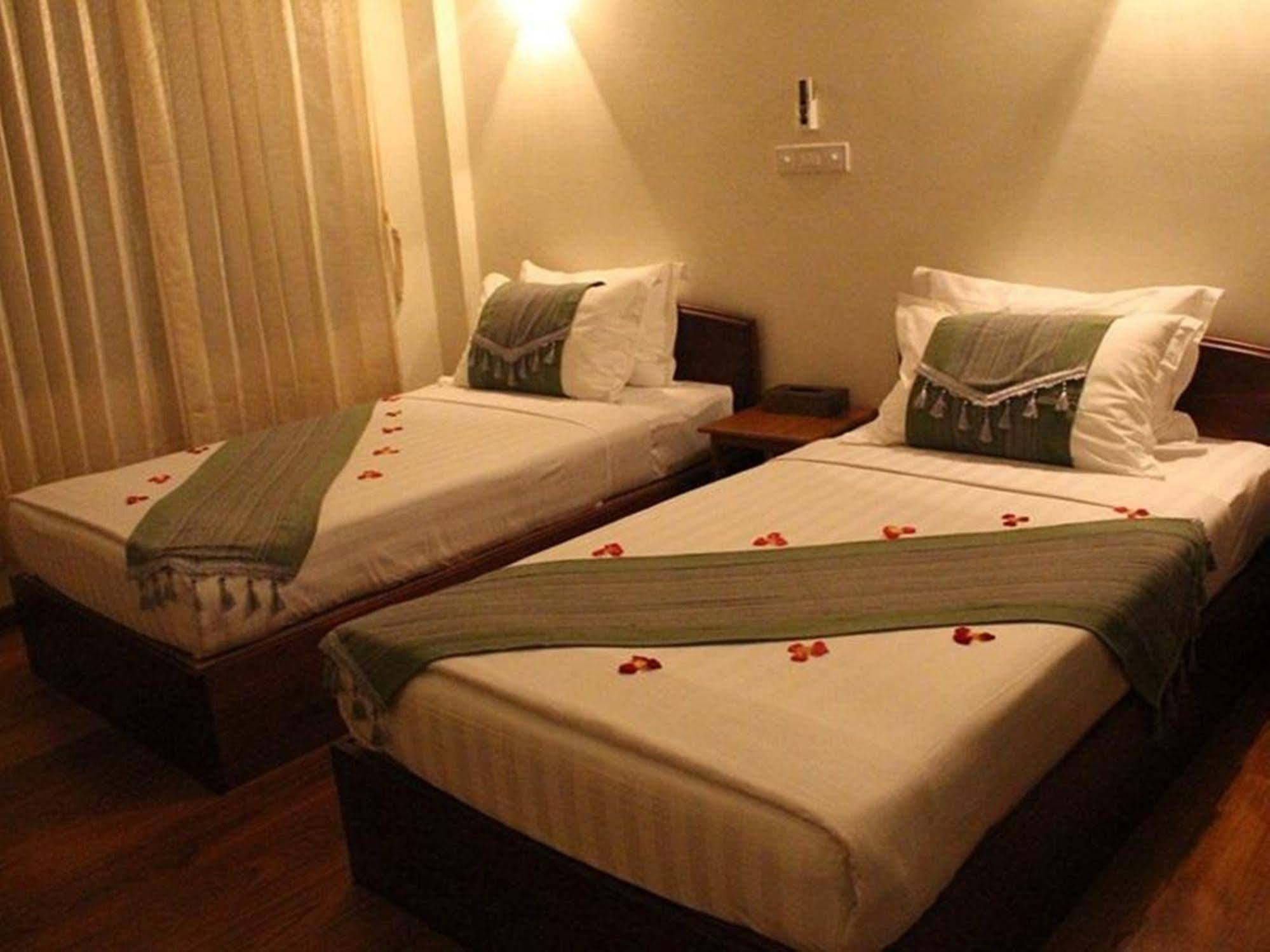 Golden Dream Hotel Nyaung Shwe Exterior foto